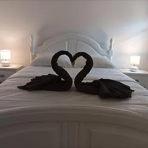 Hébergement de vacances La Petite Jarlandine, Chateau-Arnoux-Saint-Auban