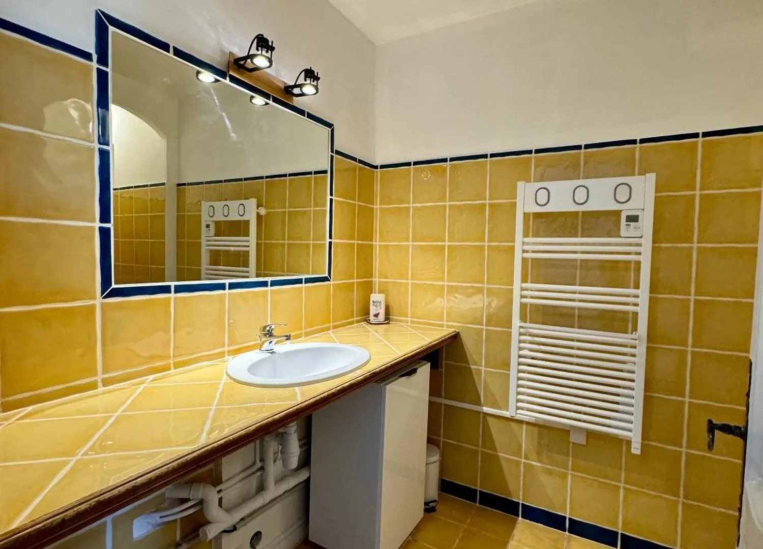 Holiday home Les 2 Oliviers Villa Caromb